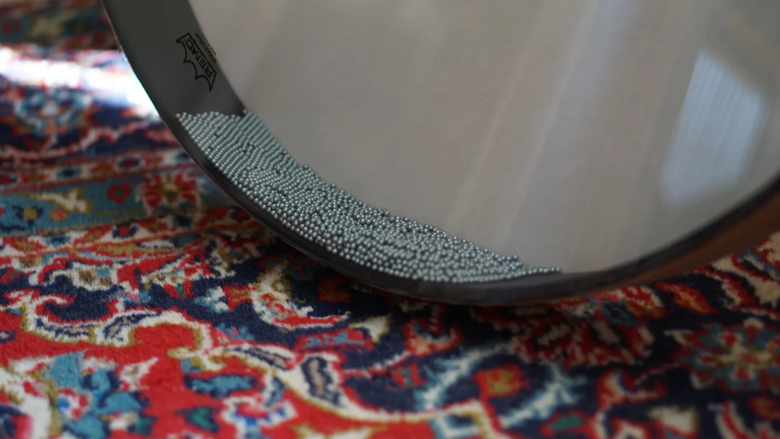Ocean Drum auf einem Teppich im Praxisraum